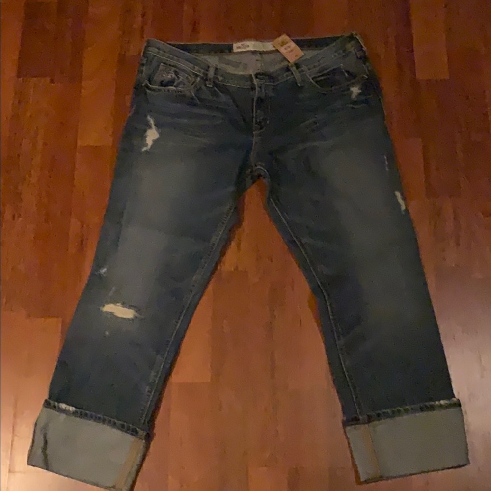 NWT Hollister cropped jeans